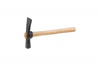 Молоток-кирочка каменщика 600 г STARTUL STANDART с дер.рукояткой ST2003-06