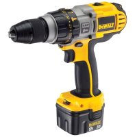 Аккумуляторная дрель-шуруповерт DeWalt DCD 940 B2